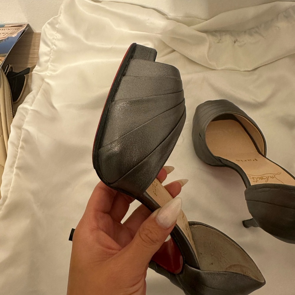 Christian Louboutin Heels! - Picture 6 of 7